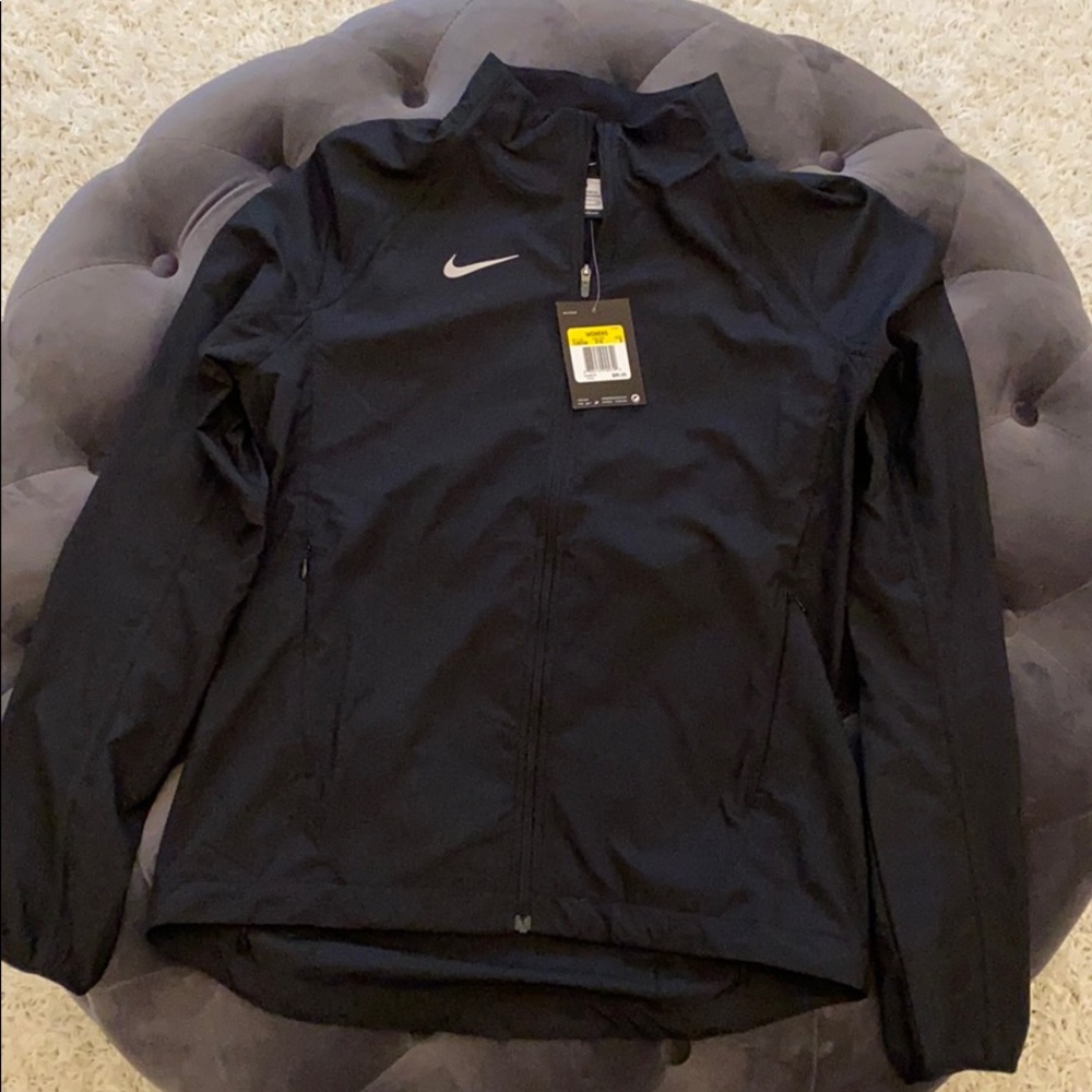 Nike Women’s Running Jacket Size S